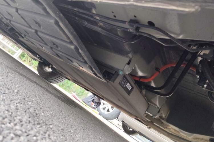 Used BYD Qin PLUS 2025 DM-i Smart Drive 55KM Beyond Model Chassis Rear Left