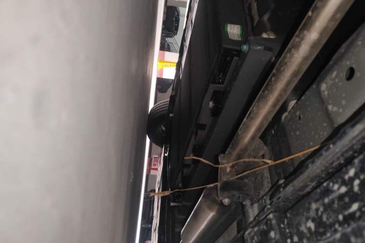 Used BYD Qin PLUS 2025 DM-i Smart Drive 55KM Leading Model Chassis Rear Right