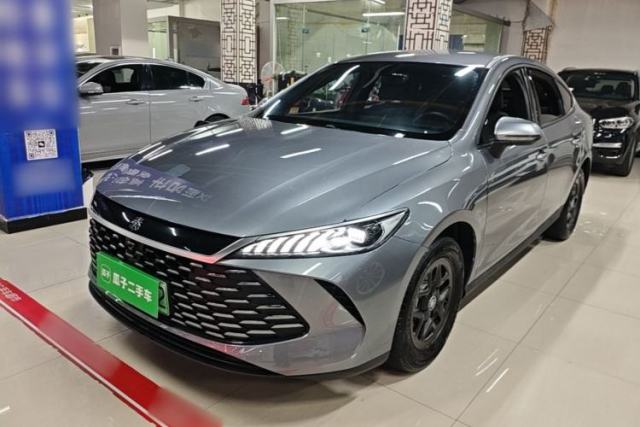 BYD Qin PLUS 2025 DM-i Smart Drive 55KM Leading Model с пробегом