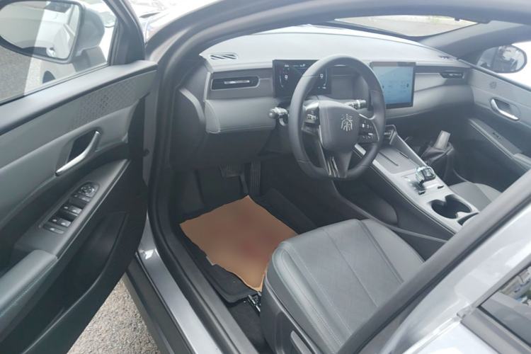 Used BYD Qin PLUS 2025 DM-i Smart Drive 55KM Leading Model Driver Seat