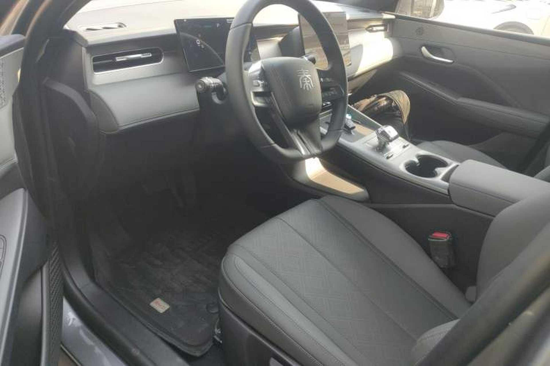 Used BYD Qin PLUS 2025 DM-i Smart Drive 55KM Leading Model Driver Seat