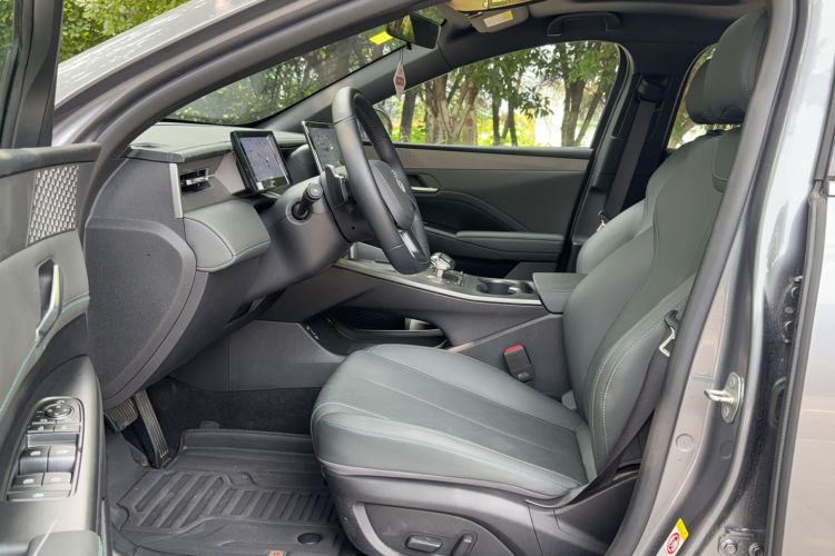 Used BYD Qin PLUS 2025 DM-i Smart Drive 55KM Beyond Model Driver Seat