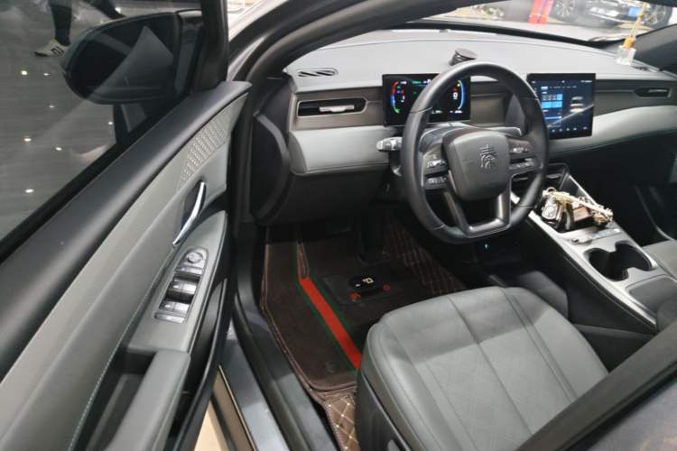 Used BYD Qin PLUS  Driver Seat