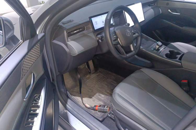Used BYD Qin PLUS 2025 DM-i Smart Drive 55KM Beyond Model Driver Seat
