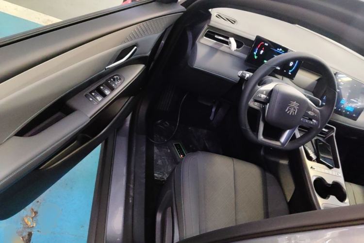 Used BYD Qin PLUS  Driver Seat