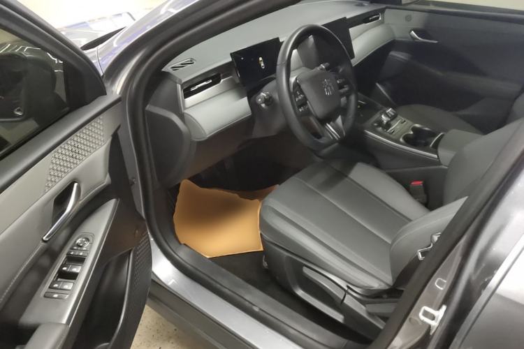 Used BYD Qin PLUS 2025 DM-i Smart Drive 55KM Leading Model Driver Seat