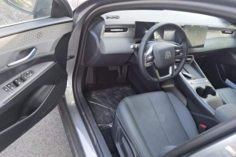 Used BYD Qin PLUS  Driver Seat