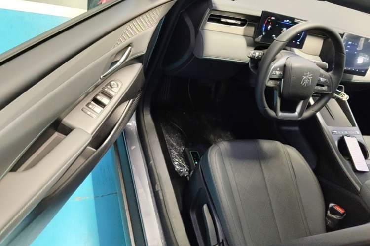Used BYD Qin PLUS  Driver Seat