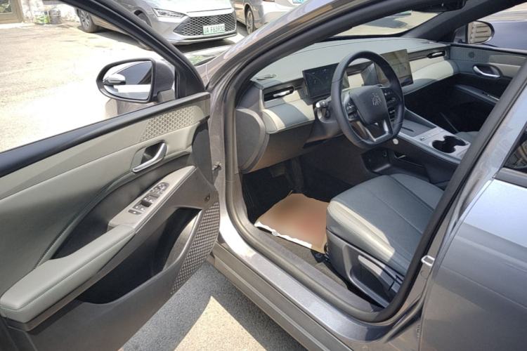 Used BYD Qin PLUS  Driver Seat