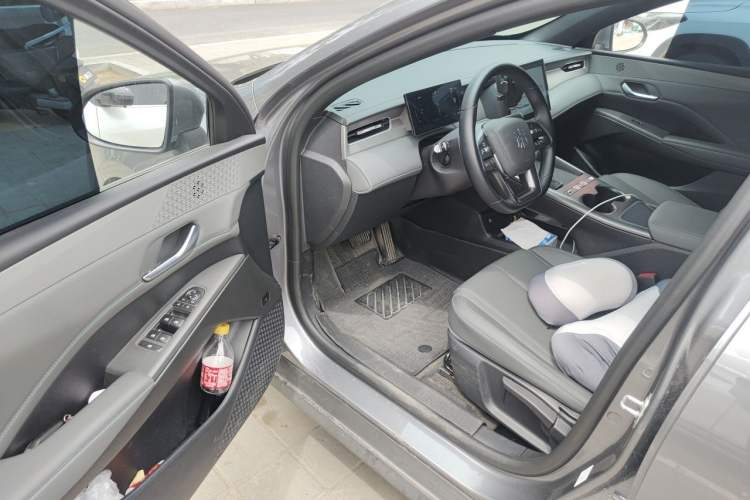Used BYD Qin PLUS  Driver Seat