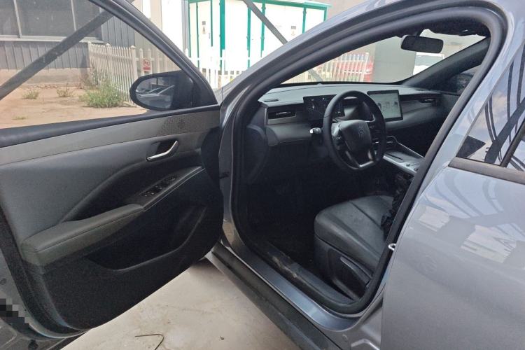 Used BYD Qin PLUS  Driver Seat