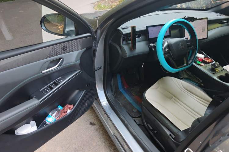 Used BYD Qin PLUS 2025 DM-i Smart Drive 120KM Superior Model Driver Seat