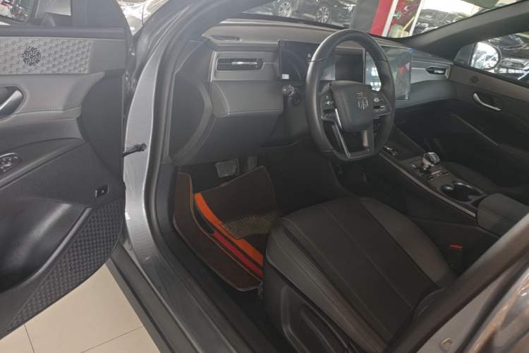 Used BYD Qin PLUS 2025 EV Smart Drive Edition 510KM Leading Model Driver Seat