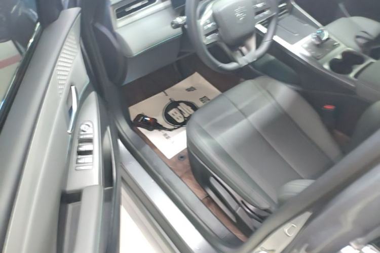 Used BYD Qin PLUS 2025 DM-i Smart Drive 55KM Leading Model Driver Seat
