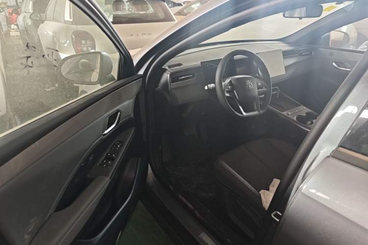 Used BYD Qin PLUS  Driver Seat