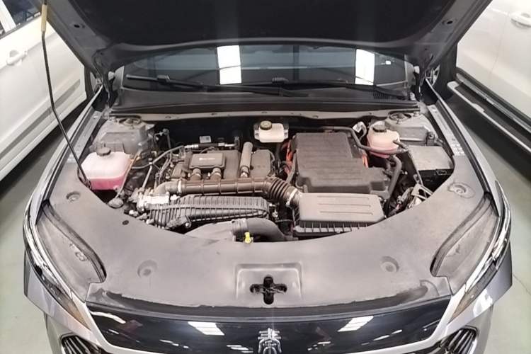 Used BYD Qin PLUS 2025 DM-i Smart Drive 55KM Leading Model Engine Bay
