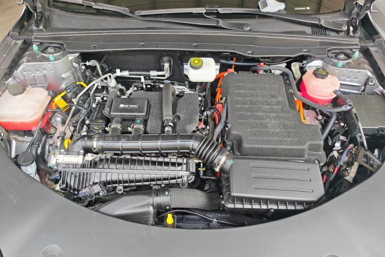Used BYD Qin PLUS 2025 DM-i Smart Drive 55KM Leading Model Engine Bay