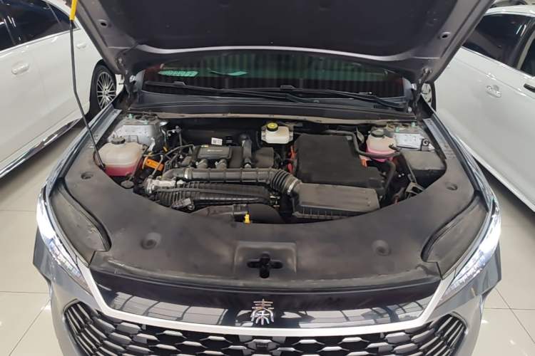Used BYD Qin PLUS 2025 DM-i Smart Drive 55KM Leading Model Engine Bay
