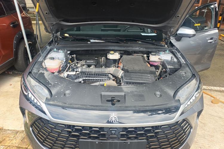 Used BYD Qin PLUS 2025 DM-i Smart Drive 120KM Superior Model Engine Bay
