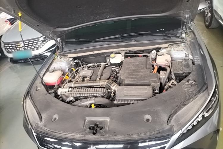 Used BYD Qin PLUS 2025 DM-i Smart Drive 55KM Leading Model Engine Bay