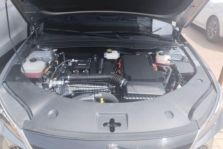 Used BYD Qin PLUS 2025 DM-i Smart Drive 55KM Leading Model Engine Bay