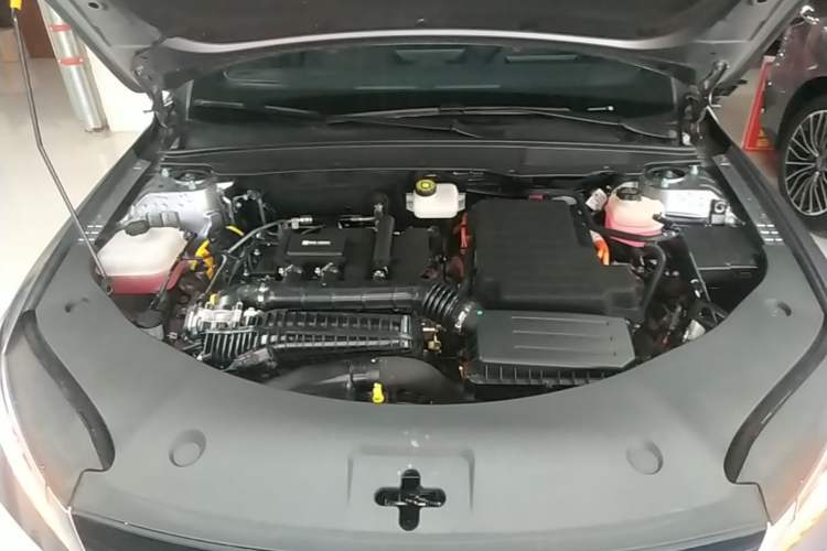 Used BYD Qin PLUS 2025 DM-i Smart Drive 55KM Leading Model Engine Bay