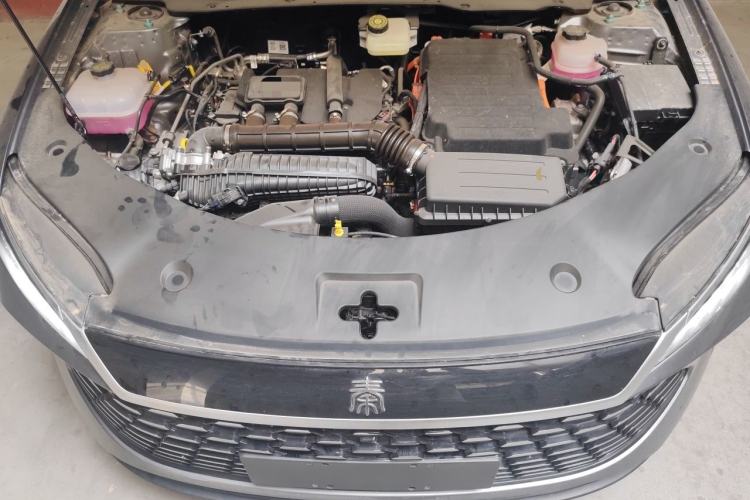 Used BYD Qin PLUS 2025 DM-i Smart Drive 55KM Leading Model Engine Bay