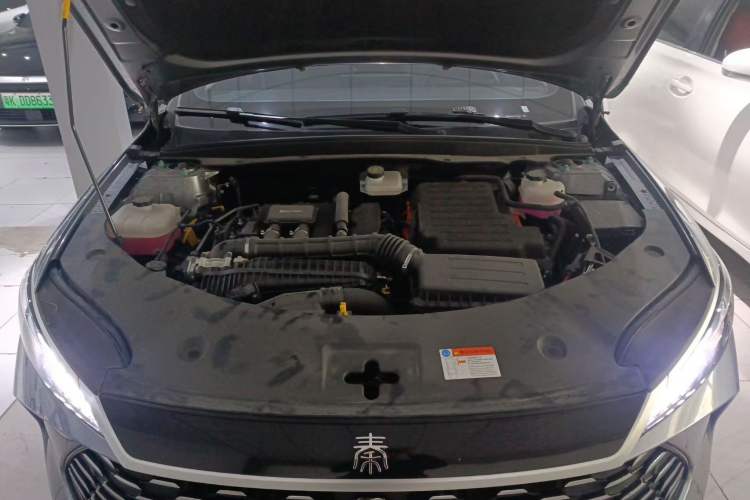 Used BYD Qin PLUS 2025 DM-i Smart Drive 55KM Beyond Model Engine Bay