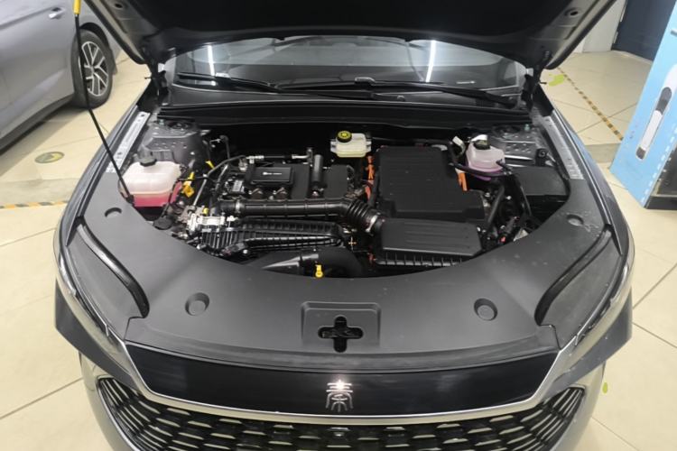 Used BYD Qin PLUS 2025 DM-i Smart Drive 55KM Leading Model Engine Bay