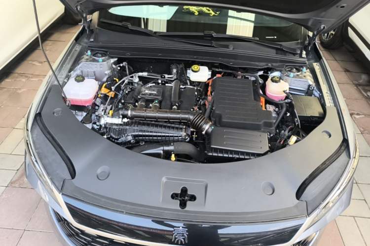 Used BYD Qin PLUS 2025 DM-i Smart Drive 55KM Leading Model Engine Bay