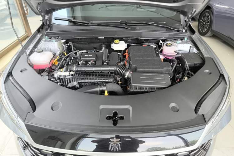 Used BYD Qin PLUS 2025 DM-i Smart Drive 55KM Leading Model Engine Bay