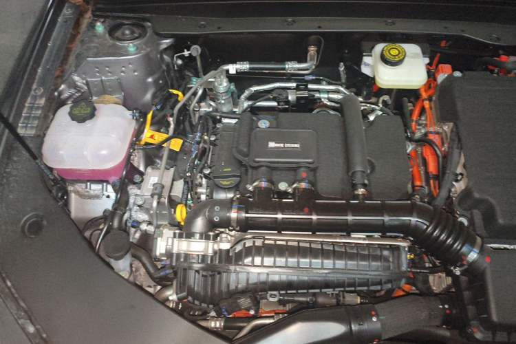 Used BYD Qin PLUS 2025 DM-i Smart Drive 55KM Leading Model Engine Bay Right