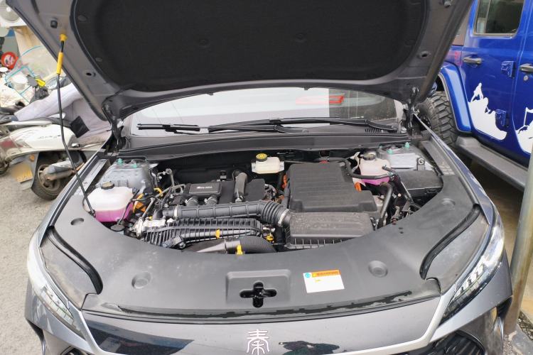Used BYD Qin PLUS 2025 DM-i Smart Drive 120KM Superior Model Engine Bay