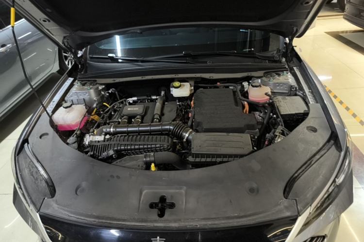 Used BYD Qin PLUS 2025 DM-i Smart Drive 55KM Leading Model Engine Bay