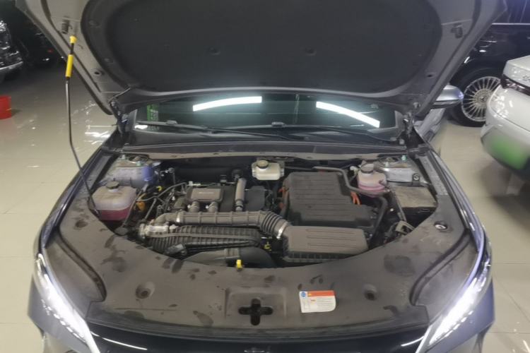 Used BYD Qin PLUS 2025 DM-i Smart Drive 120KM Superior Model Engine Bay