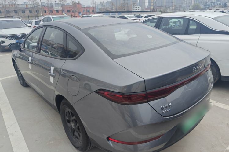 Used BYD Qin PLUS 2025 DM-i Smart Drive 55KM Leading Model Exterior 2