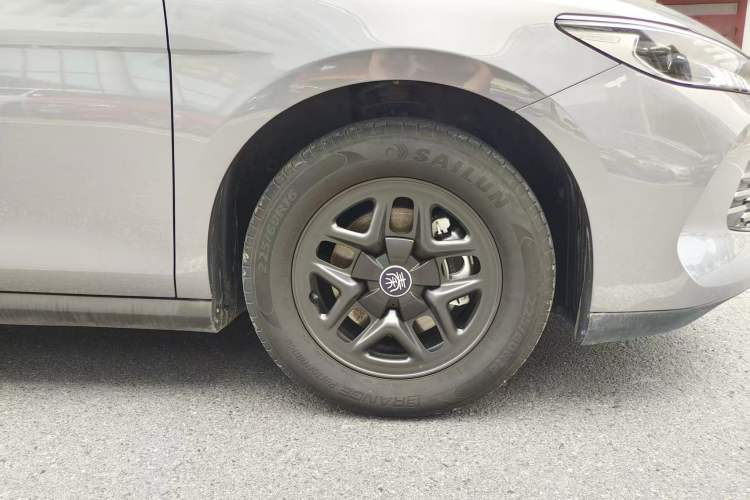 Used BYD Qin PLUS 2025 DM-i Smart Drive 55KM Leading Model Exterior 3