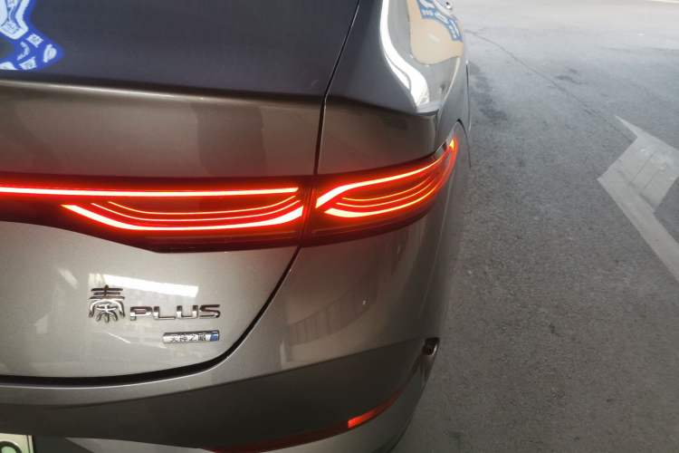 Used BYD Qin PLUS 2025 EV Smart Drive Edition 510KM Leading Model Exterior 3