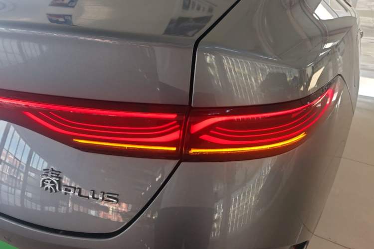 Used BYD Qin PLUS 2025 DM-i Smart Drive 55KM Leading Model Exterior 3