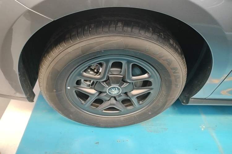 Used BYD Qin PLUS  Exterior 4