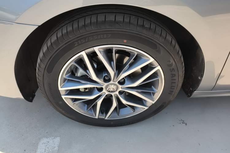 Used BYD Qin PLUS 2025 EV 510KM Standard Range Model Exterior 4