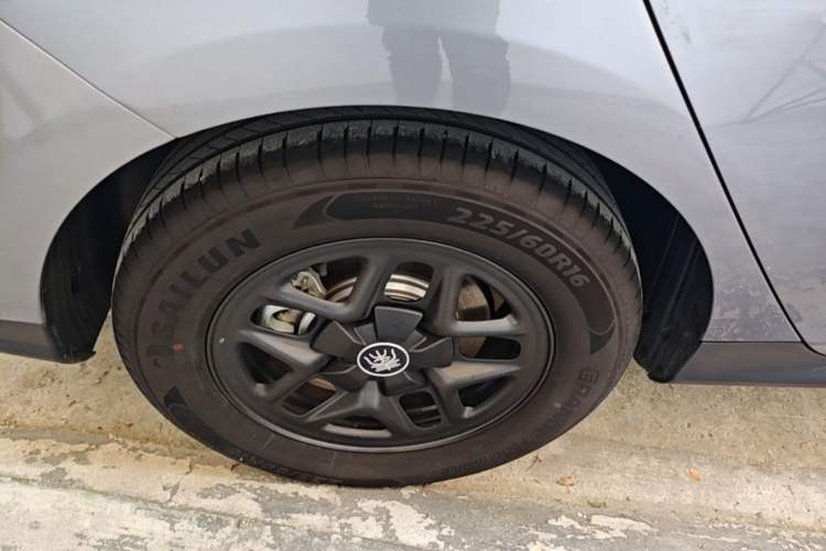 Used BYD Qin PLUS 2025 DM-i Smart Drive 55KM Leading Model Exterior 5