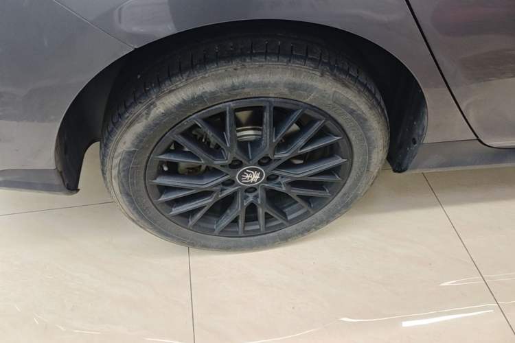 Used BYD Qin PLUS 2025 EV Smart Drive Edition 420KM Leading Model Exterior 5