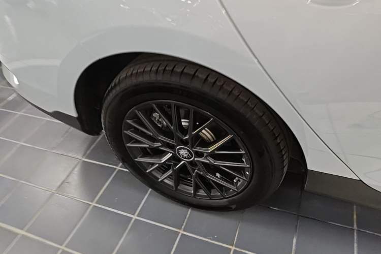 Used BYD Qin PLUS  Exterior 5