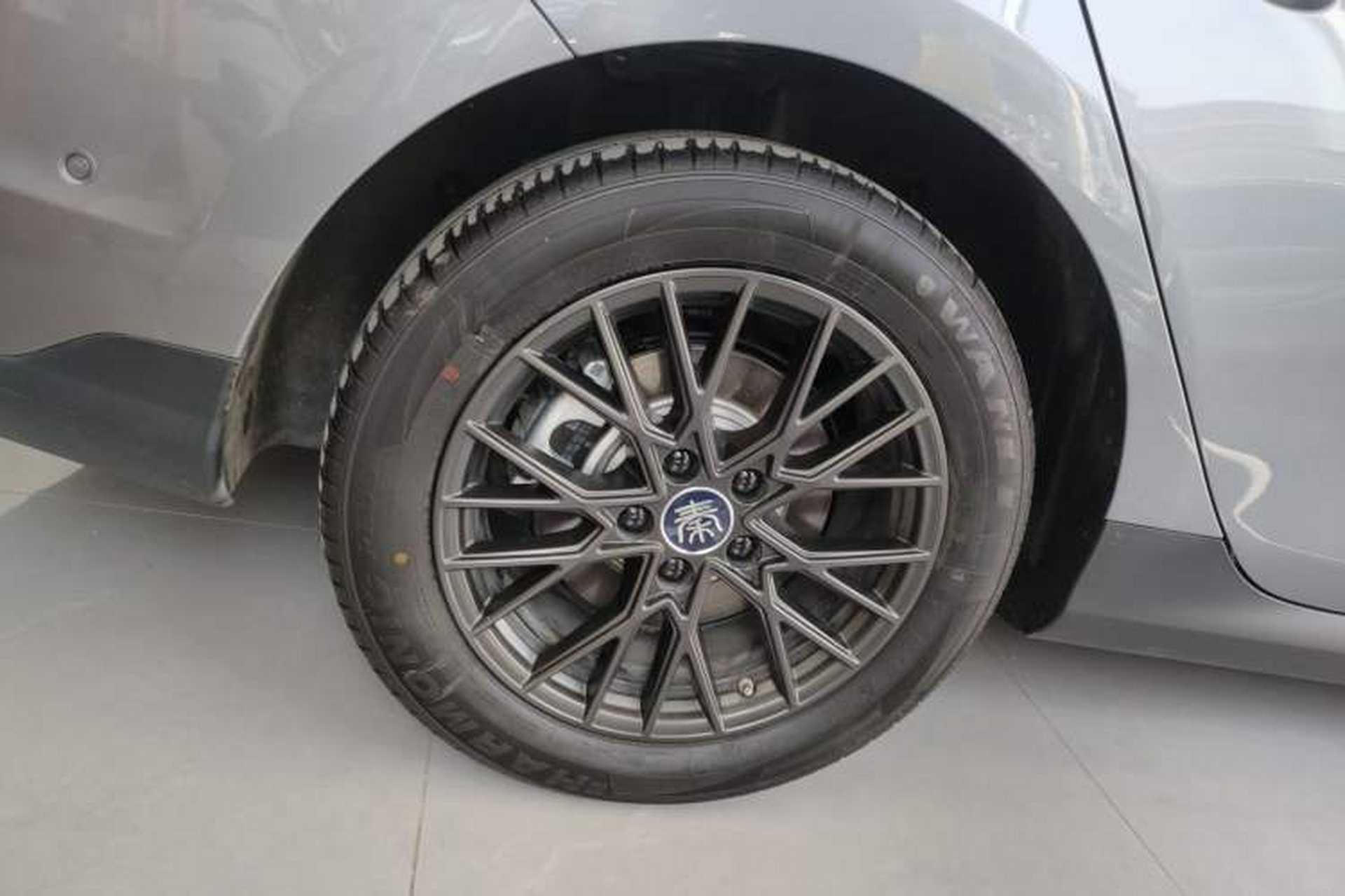 Used BYD Qin PLUS 2025 EV Smart Drive Edition 510KM Leading Model Exterior 5