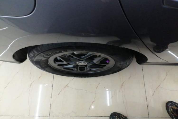 Used BYD Qin PLUS 2025 DM-i Smart Drive 55KM Leading Model Exterior 5
