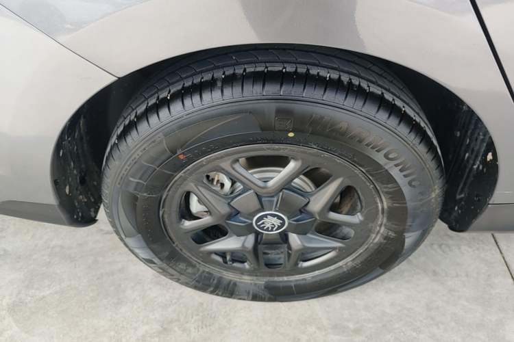 Used BYD Qin PLUS 2025 DM-i Smart Drive 55KM Leading Model Exterior 5