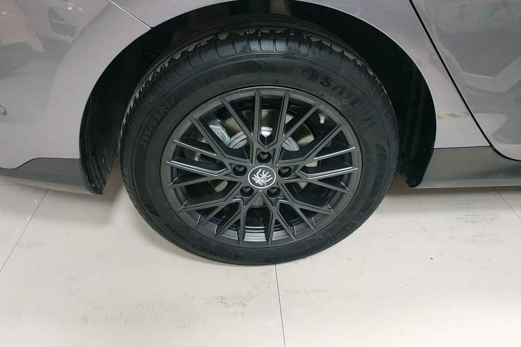 Used BYD Qin PLUS 2025 EV Smart Drive Edition 510KM Leading Model Exterior 5