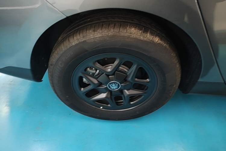 Used BYD Qin PLUS  Exterior 5