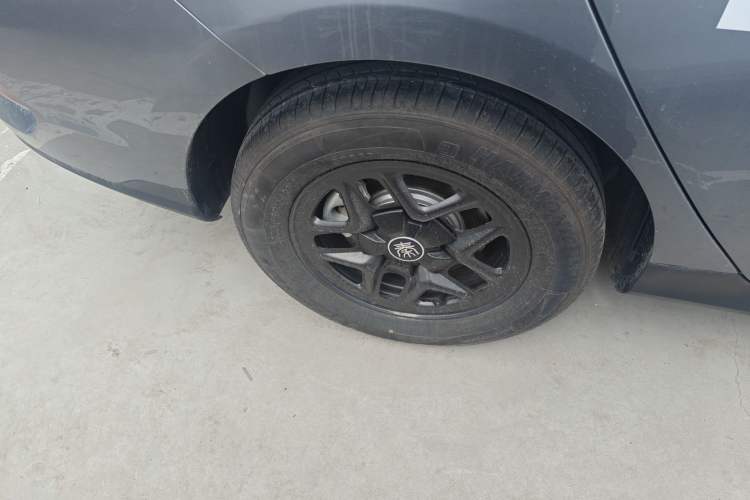 Used BYD Qin PLUS 2025 DM-i Smart Drive 55KM Leading Model Exterior 5
